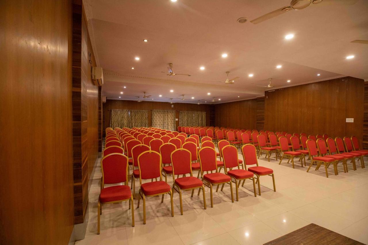Gp Hotels And Resorts Nashik Exterior photo